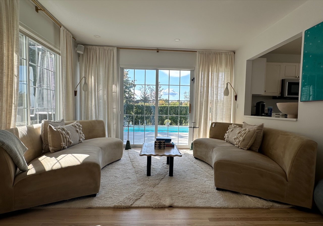Relocation — Seasonal furnished residences